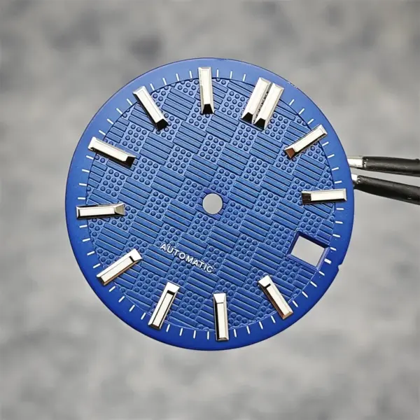 28.5mm Green Luminous Watch Dial for NH35/NH36 - Image 4