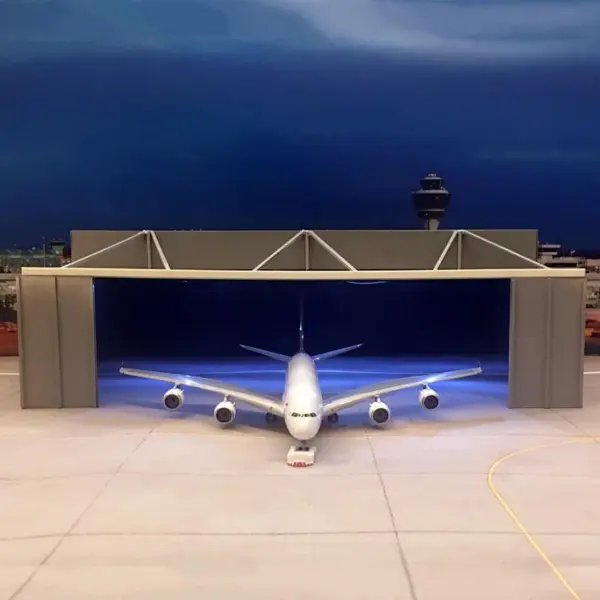 1/400 Scale Airplane Hangar Model Kit - Image 2