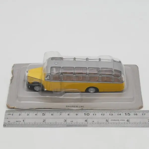 1:72 Scale Diecast Saurer L4C Bus Model - Image 6