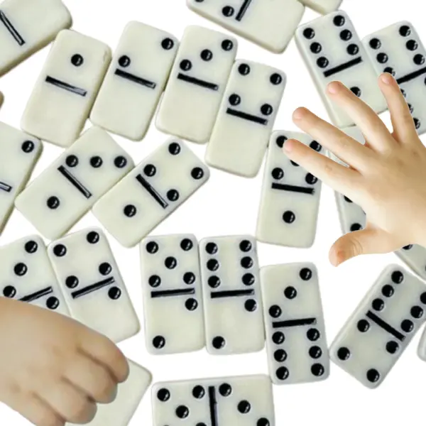 28-Piece Classic Double Six Domino Set - Image 3