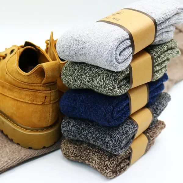 3 Pairs Men's Thick Merino Wool Socks - Image 3