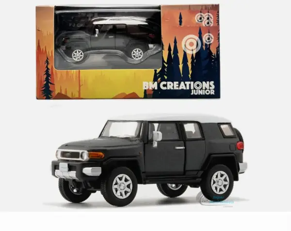 1/64 Scale 2015 FJ Cruiser Diecast Model - Image 6
