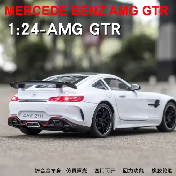 1:24 Mercedes-Benz AMG GTR Diecast Car Model - Image 4