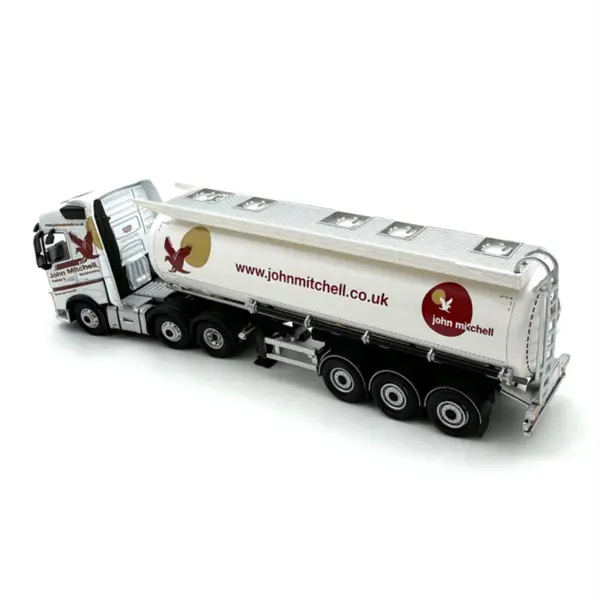 1:76 Volvo FH4 Diecast Oil Tanker Model - Image 5