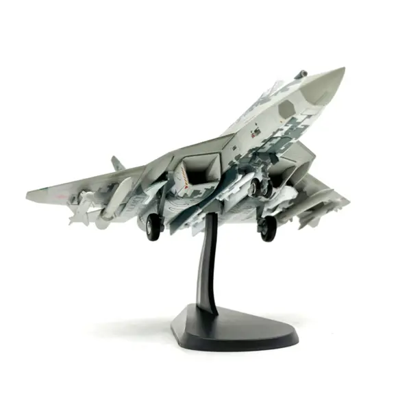 1:72 Russian SU-57 Fighter Jet Model - Image 2