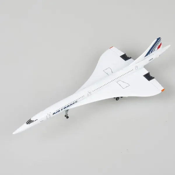 1:400 Scale Concorde Air France Model Aircraft - Image 3