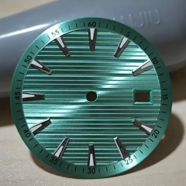33.5mm Green Luminous Watch Dial for NH35/NH36 - Image 13