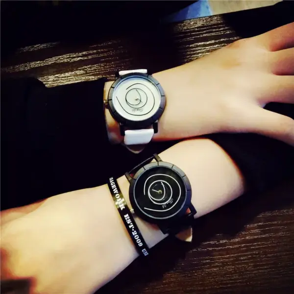 CE127 Minimalist Digital Wristwatch