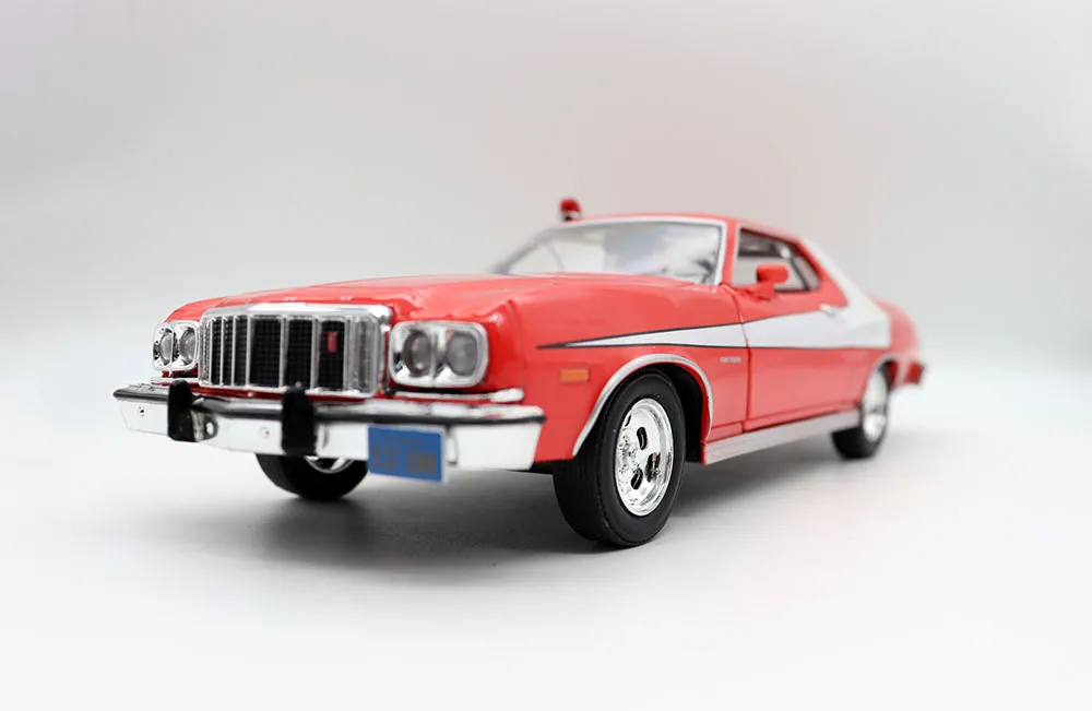 1976 Ford Gran Torino Diecast Toy Car 1/24 3 1976 Ford Gran Torino Diecast Toy Car 1/24 - Image 3