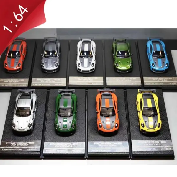 1:64 Scale Alloy Diecast 911GT RS Model Car - Image 6