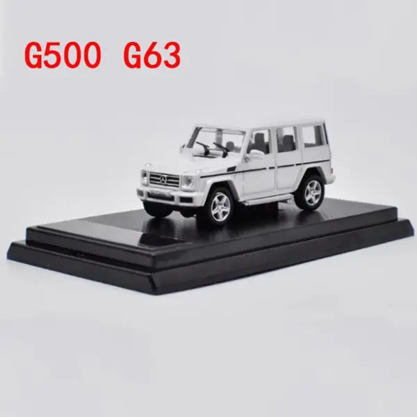Diecast 1:64 Scale Benz G500 Off-Road Model - Image 15