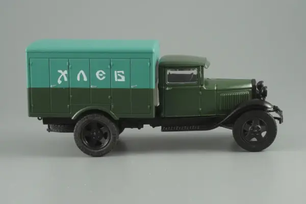 1/43 Scale GAZ-AA Military Truck Diecast Model - Image 5