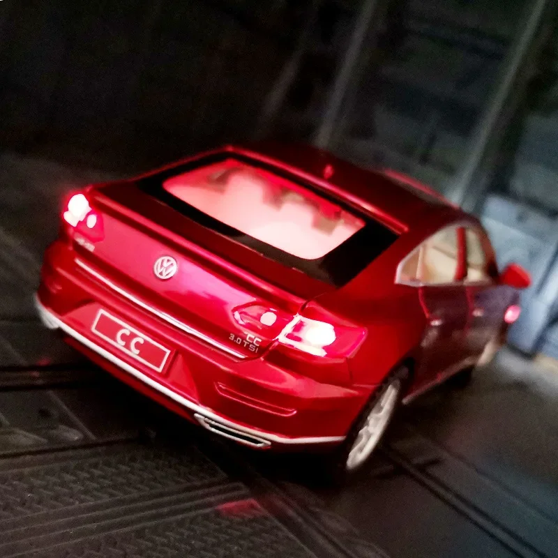 1:32 Diecast Volkswagen CC Car Model 3 1:32 Diecast Volkswagen CC Car Model - Image 3