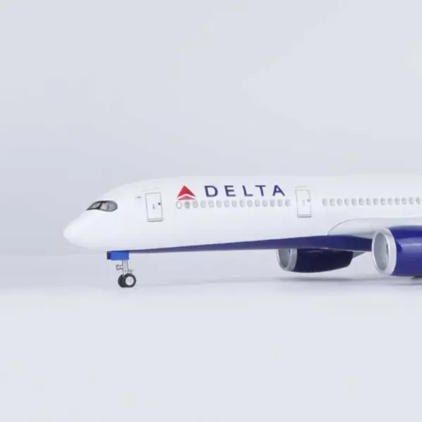 A350 Delta Airline Model with LED Light - Image 3