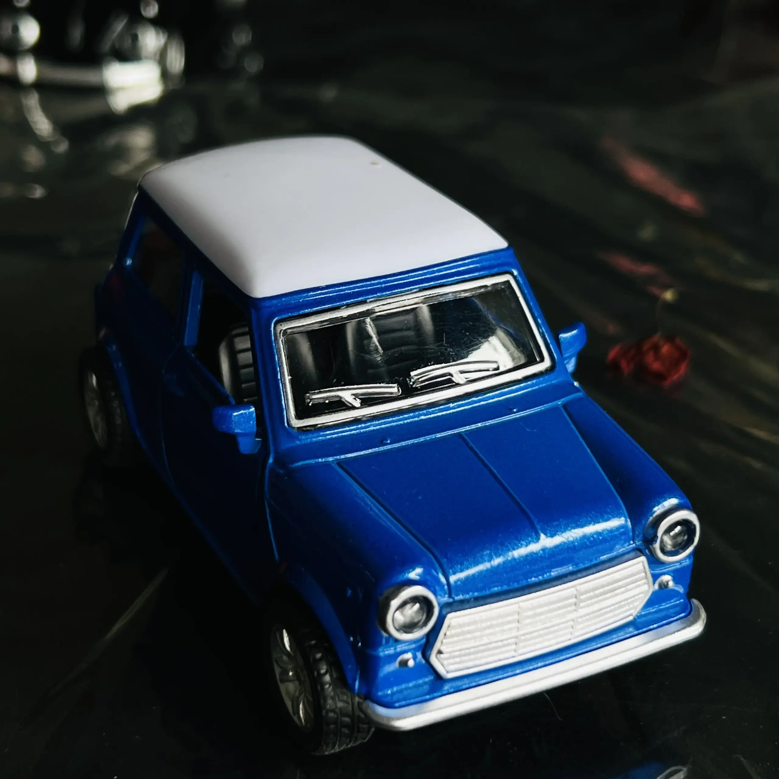 Retro Metal Sports Car Toy Model 3 Retro Metal Sports Car Toy Model - Image 3