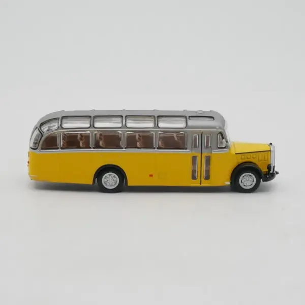 1:72 Scale Diecast Saurer L4C Bus Model - Image 4