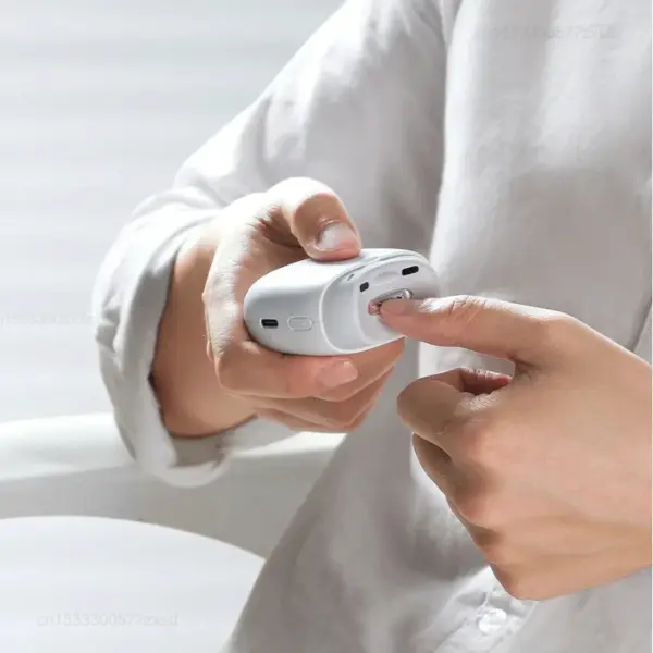 Xiaomi Portable Electric Nail Clipper Pro - Image 5