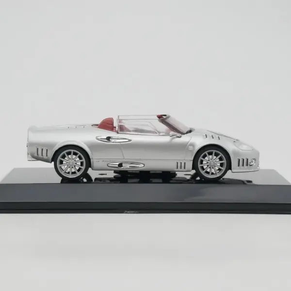 C8 2005 Roadster 1:43 Diecast Alloy Model - Image 4