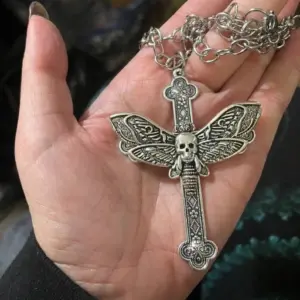 Neo-Gothic Red Velvet Cross Choker 47 S6528e18b1591464199cd97619ce20111Z