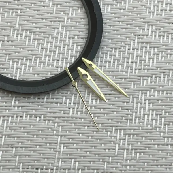 Triangular Luminous Watch Dial for NH34/NH35 - Image 11