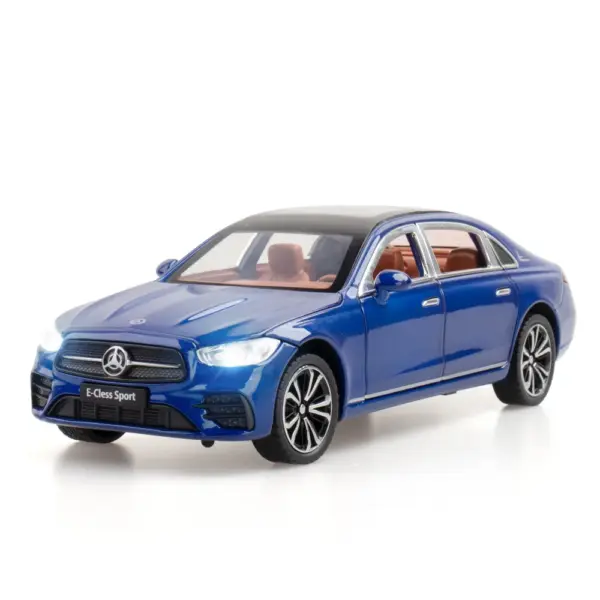 1:24 Mercedes-Benz E300L Diecast Model Car - Image 4