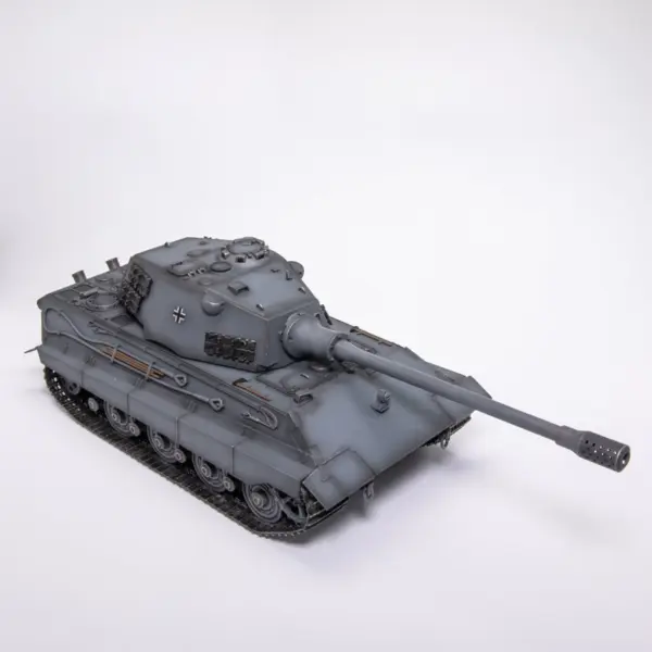 1:35 Scale E-75 Heavy Tank Model Collectible - Image 4