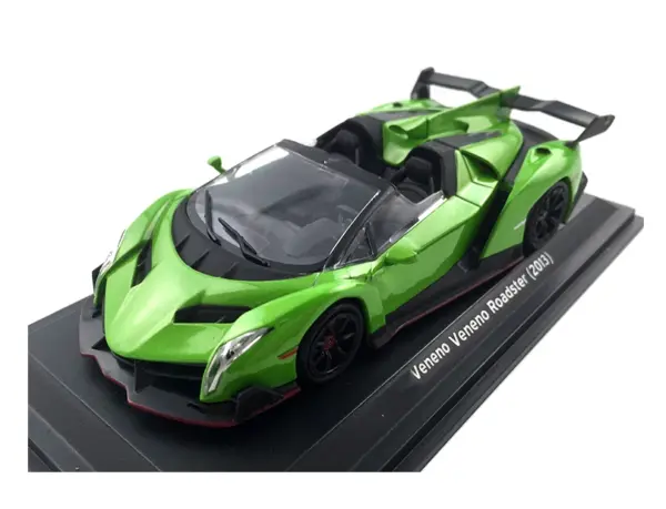 1:43 Scale Diecast Veneno Roadster Model Car - Image 4