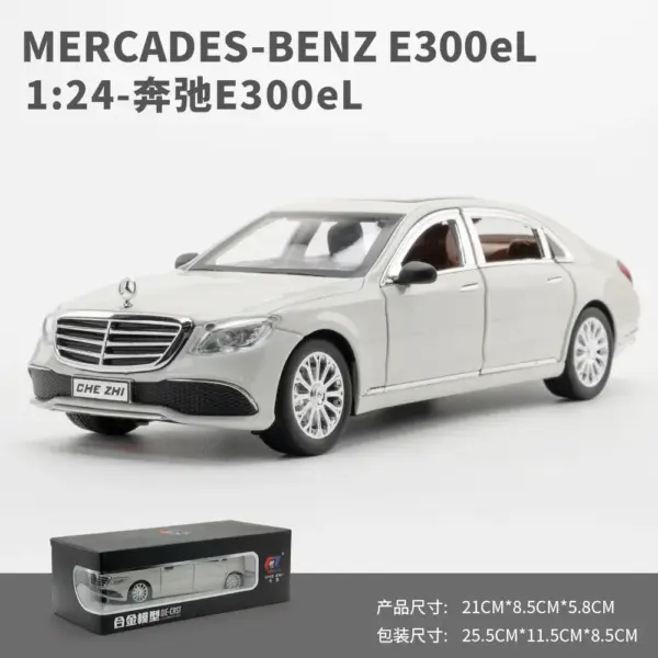 1:24 Mercedes-Benz E300 Diecast Model Car - Image 5