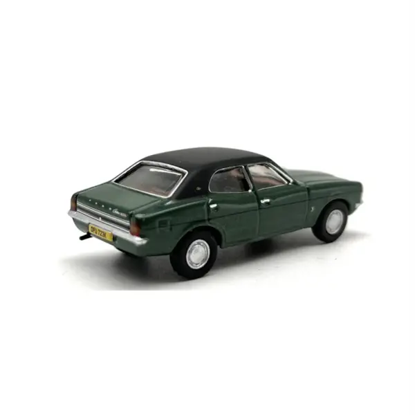 1:76 Scale Diecast Ford Cortina MKIII Model - Image 4