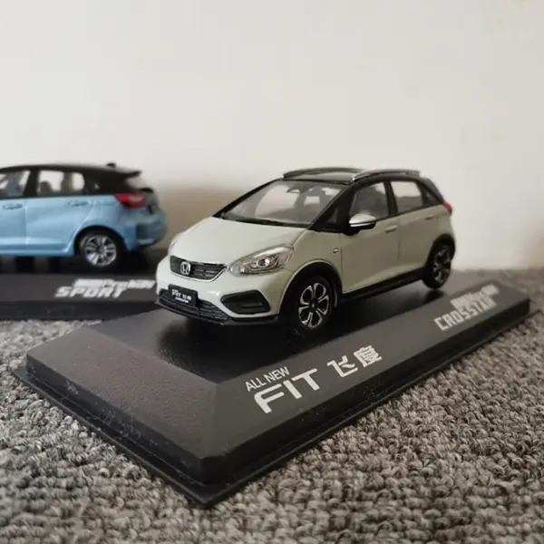 11CM Diecast FIT CROSSTAR Model Car Toy