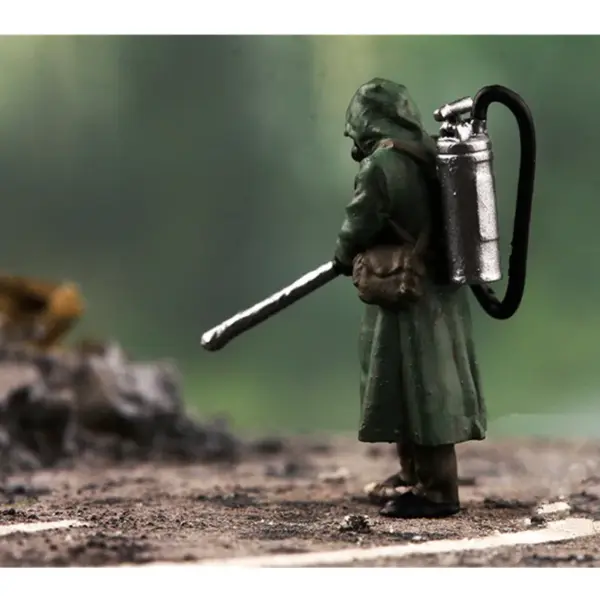 1:72 Chernobyl Biochemical Soldier Action Figure - Image 4