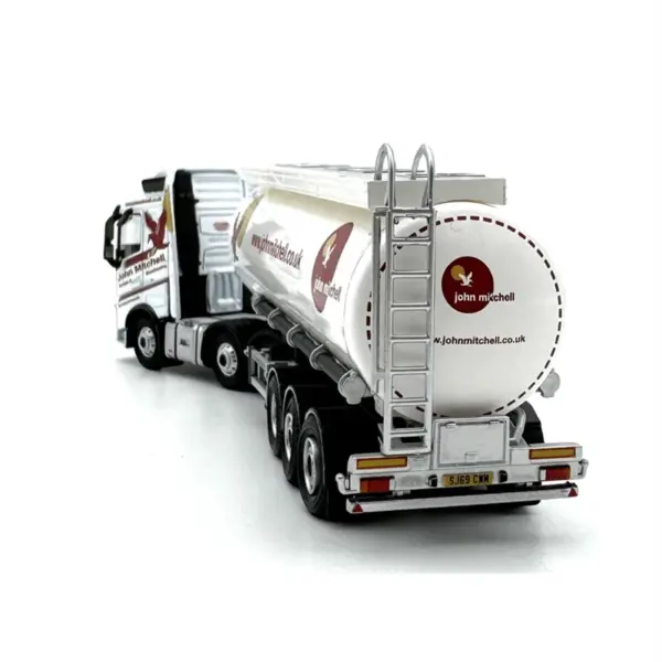 1:76 Volvo FH4 Diecast Oil Tanker Model - Image 2