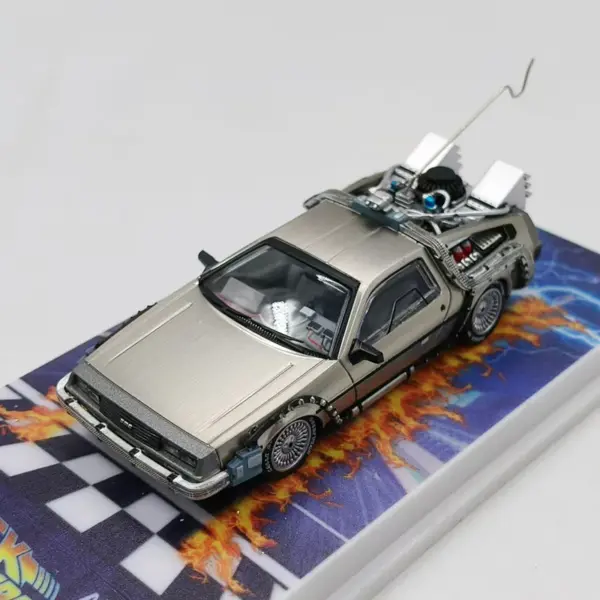 Diecast 1:64 Scale DeLorean Model Car - Image 3