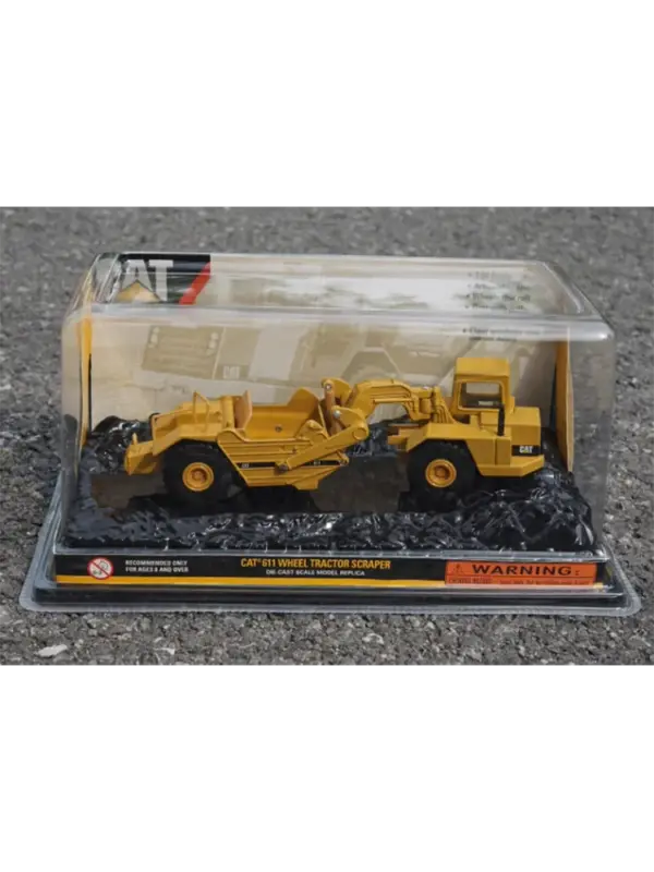 1/64 Scale CAT 611 Wheel Tractor Model - Image 6