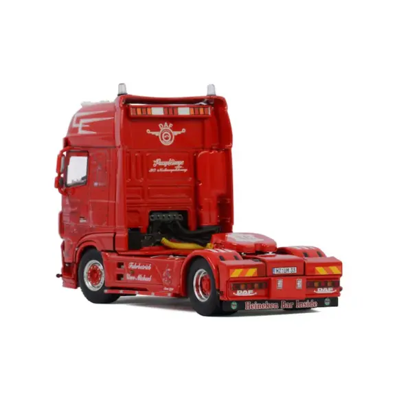 DAF XF MY2017 1:50 Scale Diecast Truck Model - Image 2