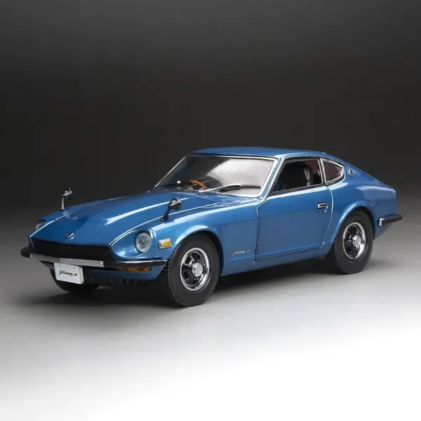 1:18 Scale Nissan 1970 Fairlady Z Diecast Model - Image 7