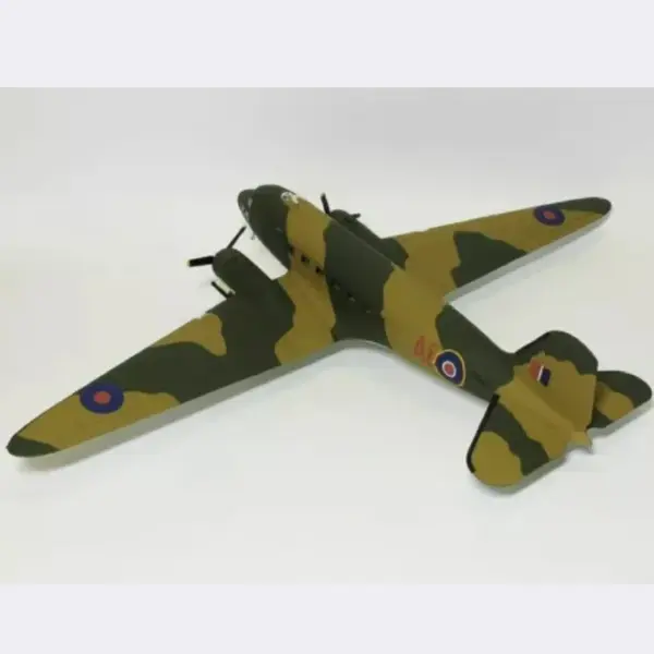 1:72 Scale C-47 Transport Aircraft Model - Image 2