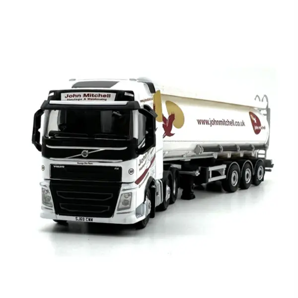 1:76 Volvo FH4 Diecast Oil Tanker Model