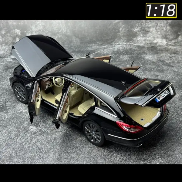 NOREV 1/18 Mercedes Benz CLS Shooting Brake Model - Image 4