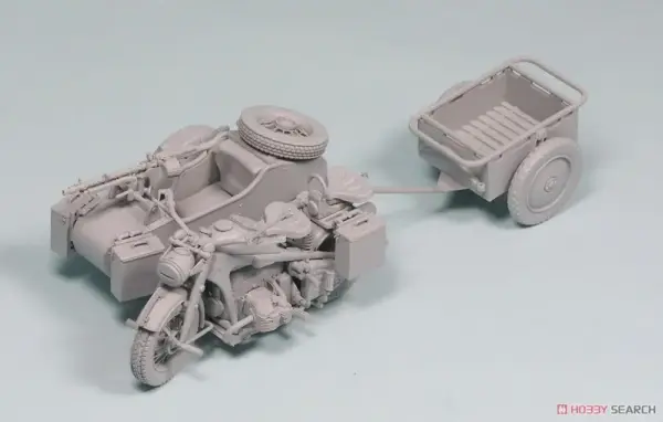 1/35 Scale WWII German Motorcycle Model Kit - Image 5