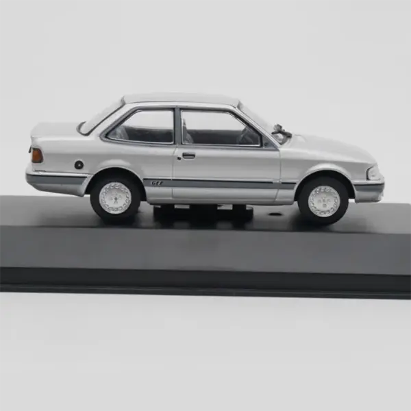 Diecast Apollo GLS 1990 1:43 Scale Model - Image 4