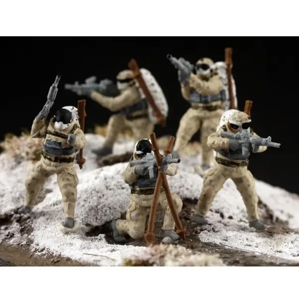1/72 Scale US Military Snow SEAL Figures Set - Image 3