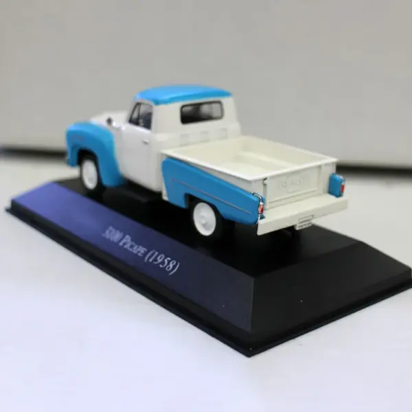 Diecast 1:43 Scale 3100 PICAPE 1964 Model - Image 5