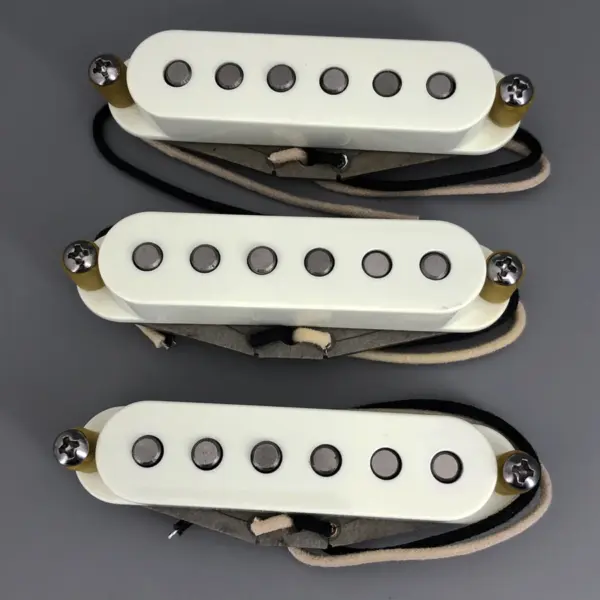 Noiseless Vintage V70 Guitar Pickups Set of 3 - Image 3