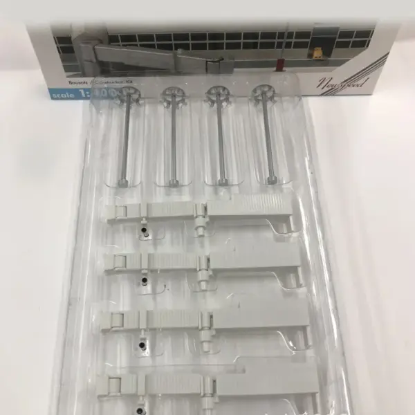 1:400 Airport Ground Service Model Accessory - Image 8