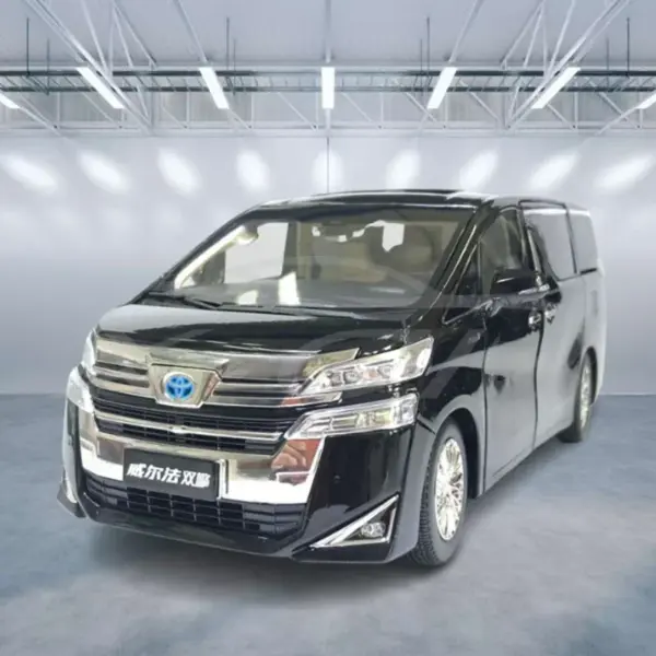 1:24 Alloy Toyota Vellfire Diecast Model - Image 2