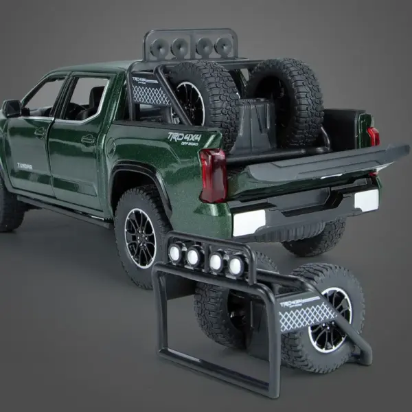 1:24 Scale Toyota Tundra Diecast Pickup Truck - Image 6