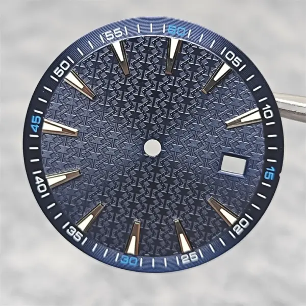 33.5mm Green Luminous Watch Dial for NH35/NH36 - Image 7
