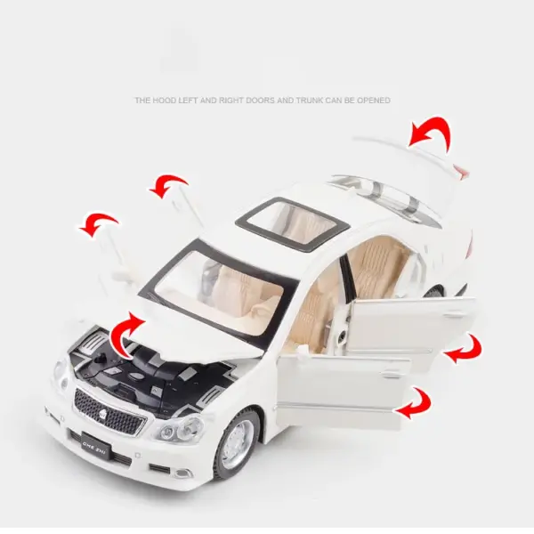 1:32 Scale Toyota Crown Diecast Model Car - Image 4