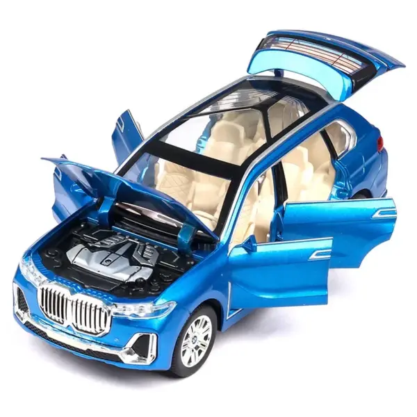 1:24 Scale BMW X7 Die-cast Car Model - Image 6